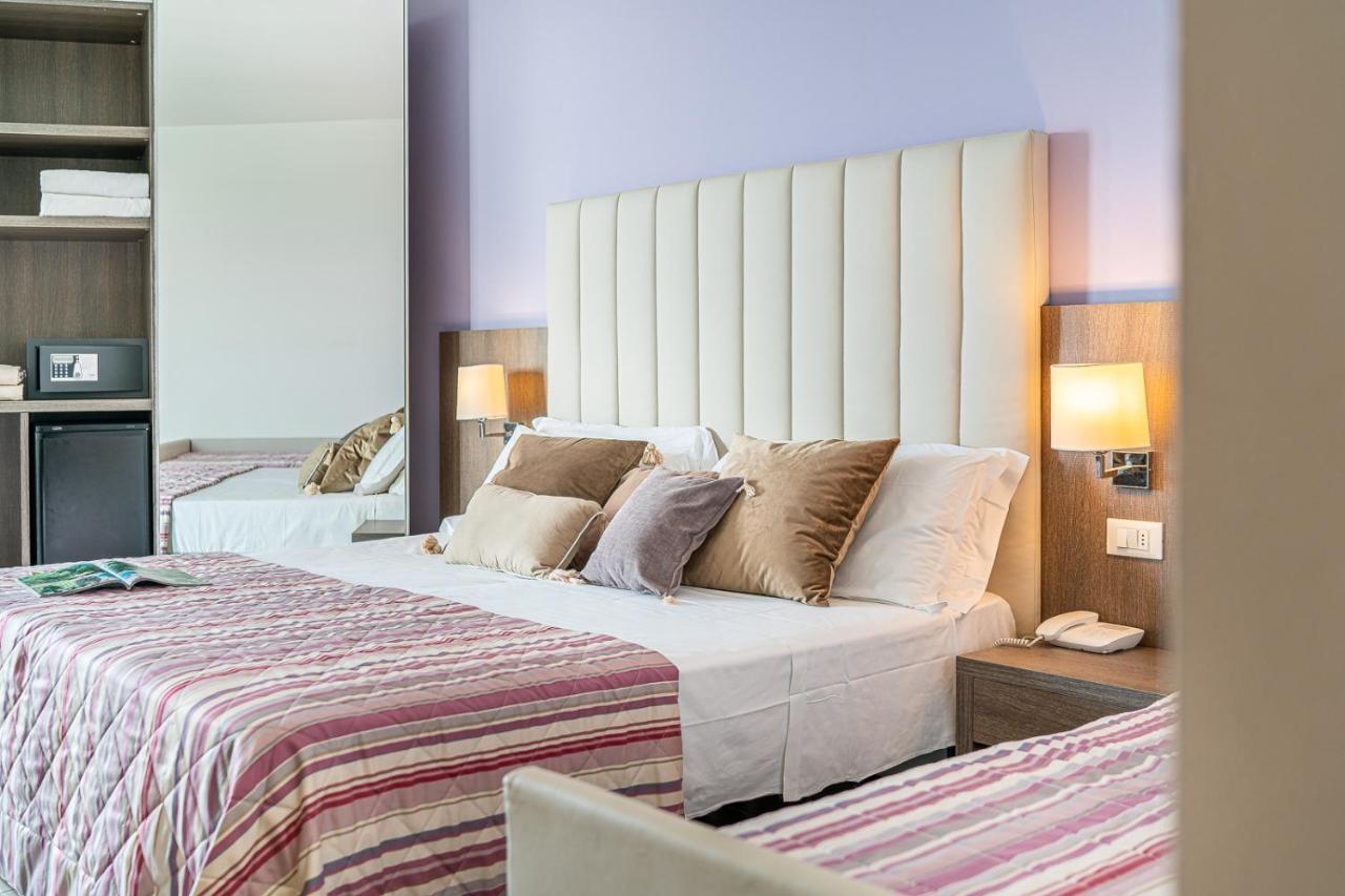 Hotel Karinzia Caorle Dış mekan fotoğraf