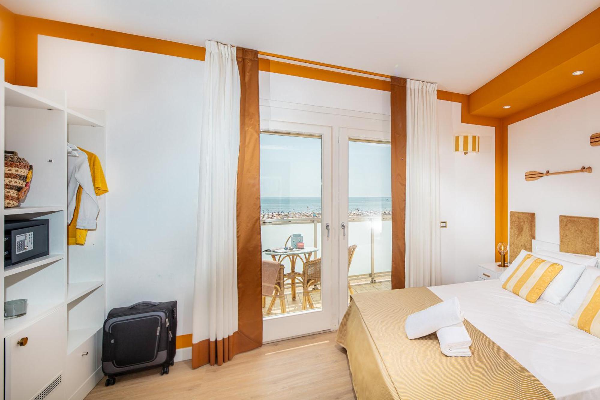 Hotel Karinzia Caorle Dış mekan fotoğraf