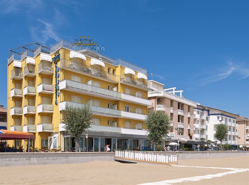 Hotel Karinzia Caorle Dış mekan fotoğraf